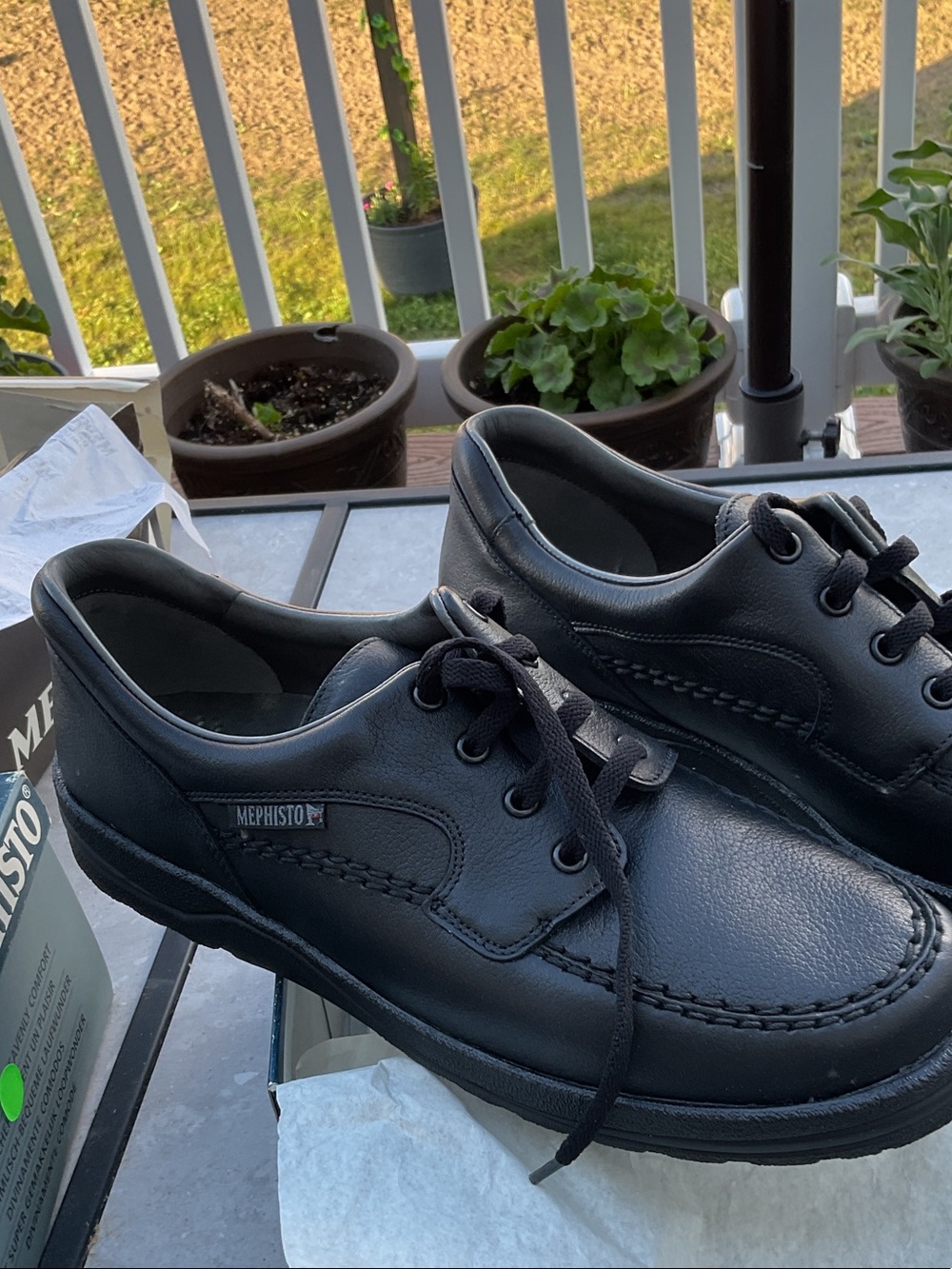 Mephisto Black Leather Boat-Style Lace-Up Shoe - Picture 3 of 3